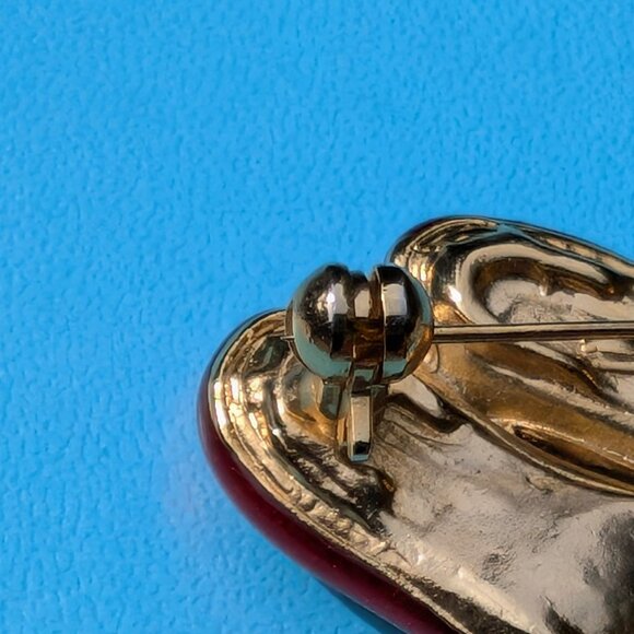 Red Enamel with Crystal Bow Pair of Tap Shoes Brooch - Picture 7 of 7